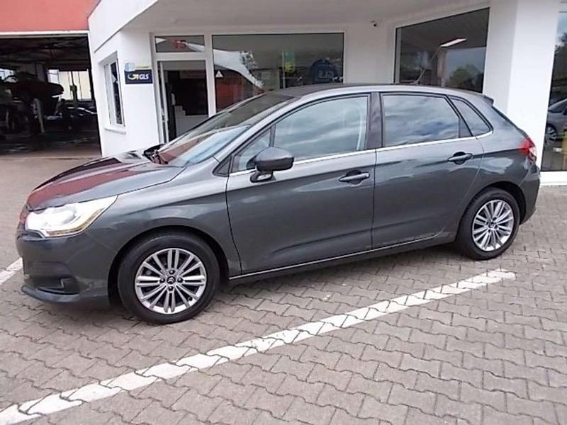 Grau shark/metallic Gebraucht 2010 Citroën C4 Tendance Kleinwagen | 4.390 € (Etwas zu teuer) - Bild 1/4