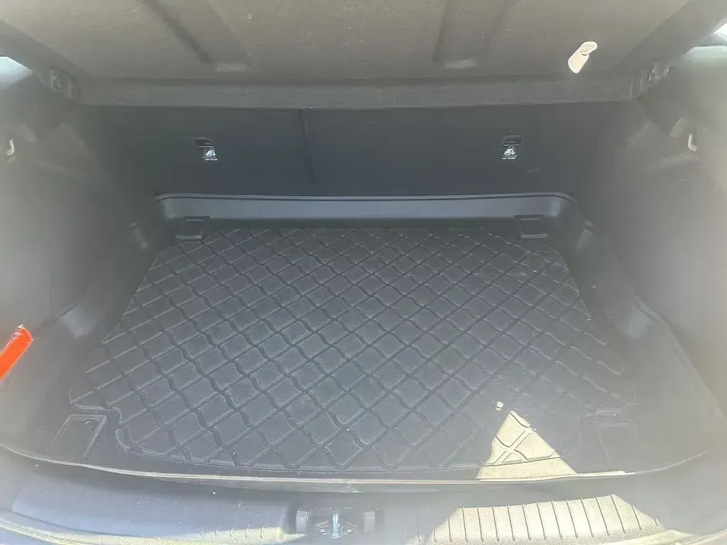 Gebraucht Kia Ceed Vision 140 PS (102 kW) 2024 Weiß Kleinwagen
