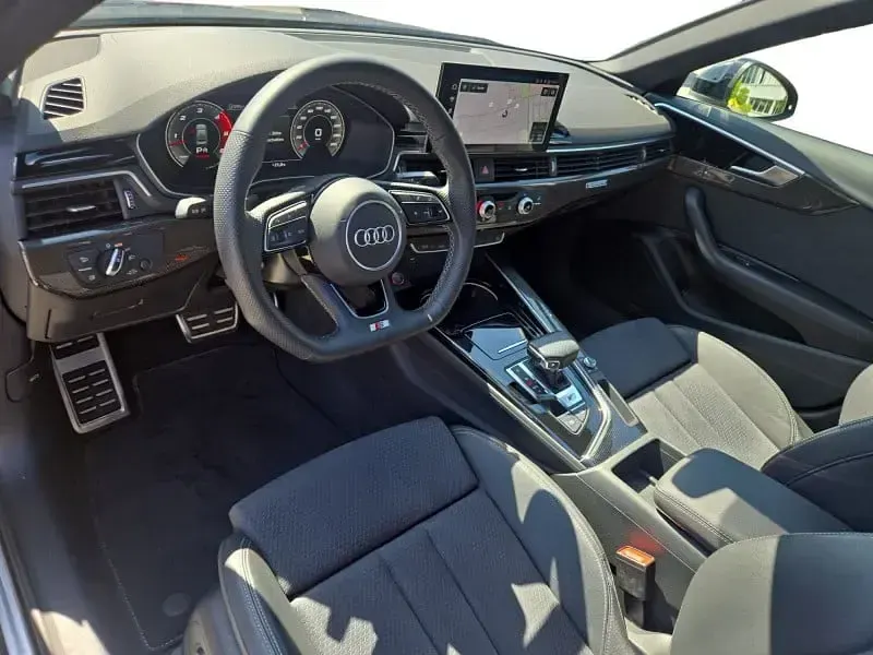 Gebraucht Audi S4 Ambiente 341 PS (250 kW) 2023 Navarrablau metallic Limousine