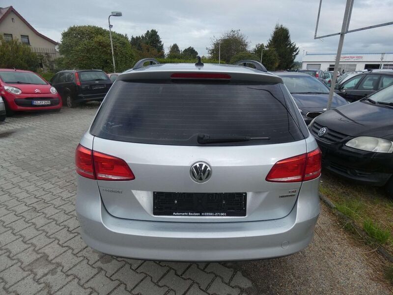 Gebraucht VW Passat Trendline 150 PS (110 kW) 2011 Grau Kombi