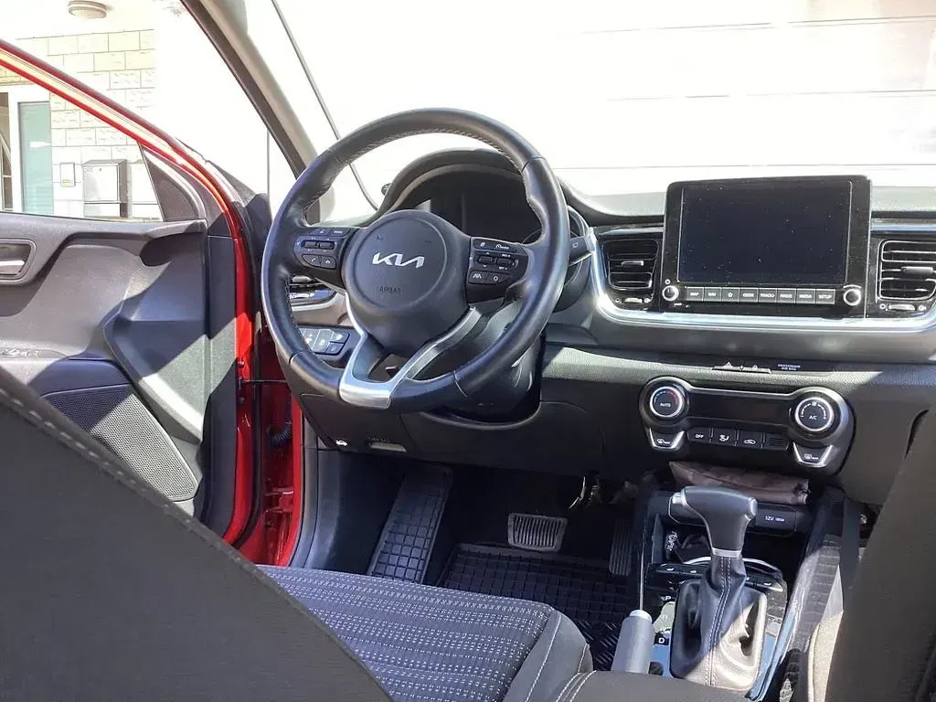 Gebraucht Kia Stonic Edition 7 101 PS (74 kW) 2023 Schwarz SUV