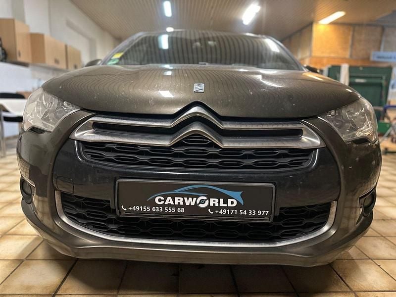 Gebraucht Citroën C4 Business Class 120 PS (88 kW) 2015 Braun Limousine