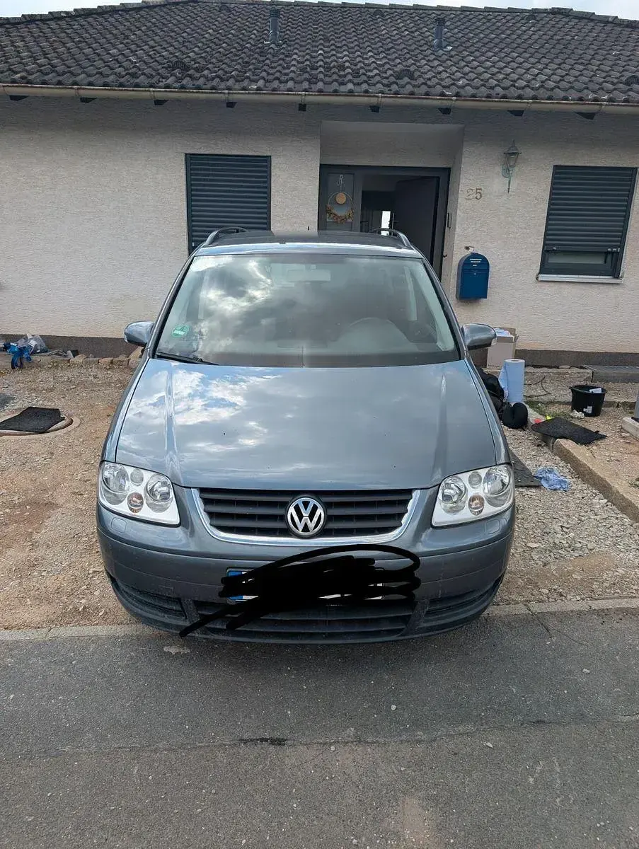 Gebraucht VW Touran 140 PS (102 kW) 2006 Grau Van / Kleinbus