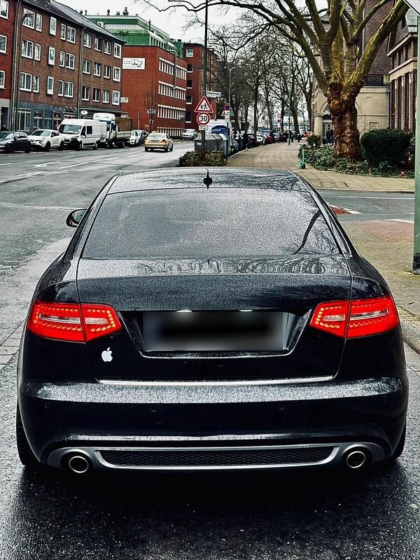 Gebraucht Audi A6 Comfort 190 PS (139 kW) 2010 Schwarz Limousine