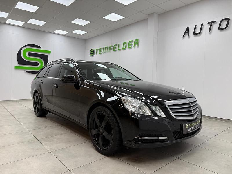 Gebraucht Mercedes E200 184 PS (135 kW) 2012 Schwarz Kombi