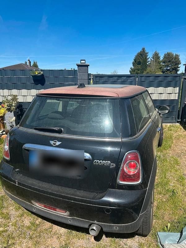 Second-hand Mini Cooper D 110 CP (80 kW) 2012 Negru Hatchback