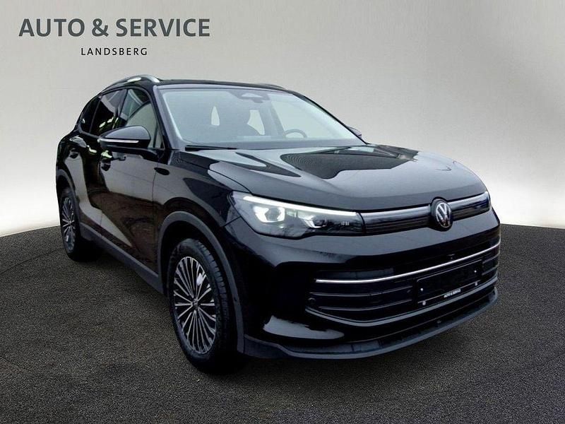 Neu VW Tiguan 150 PS (110 kW) 2025 Schwarz SUV