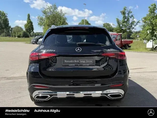 Gebraucht Mercedes GLC220 AMG 197 PS (144 kW) 2025 Schwarz SUV