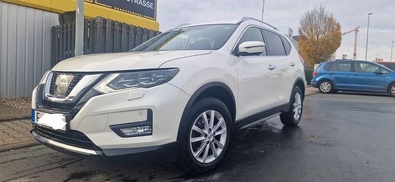 Weiß Gebraucht 2018 Nissan X-Trail N-Connecta SUV | 17.200 € (Fairer Preis) - Bild 1/4