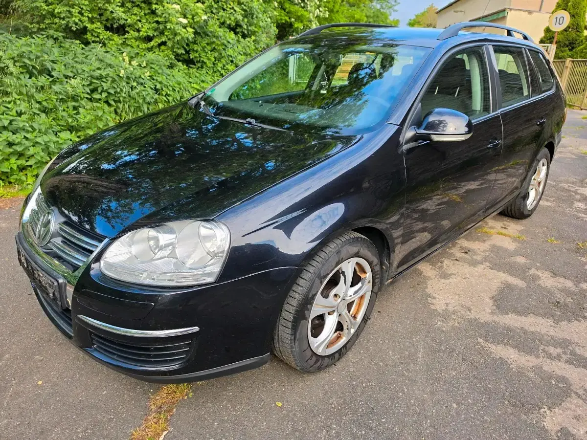 Usata VW Golf VI 102 CV (75 kW) 2008 Nero Utilitaria