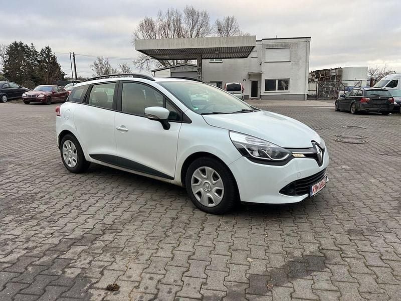 Weiß Gebraucht 2016 Renault Clio IV Limousine | 2.950 € (Guter Preis) - Bild 1/4
