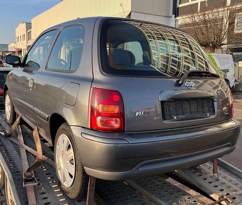 Gebraucht Nissan Micra 60 PS (44 kW) 2002 Grau Kleinwagen