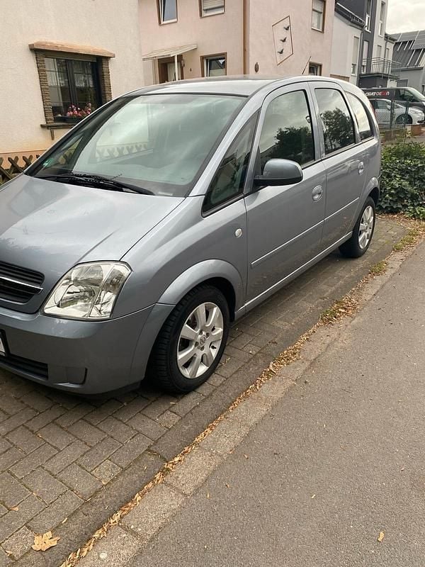Blau Gebraucht 2005 Opel Meriva Van / Kleinbus | 1.400 € (Guter Preis) - Bild 1/4