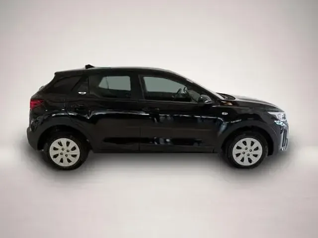 Neu Kia Stonic Silver 77 PS (56 kW) 2025 Manufacturer SUV