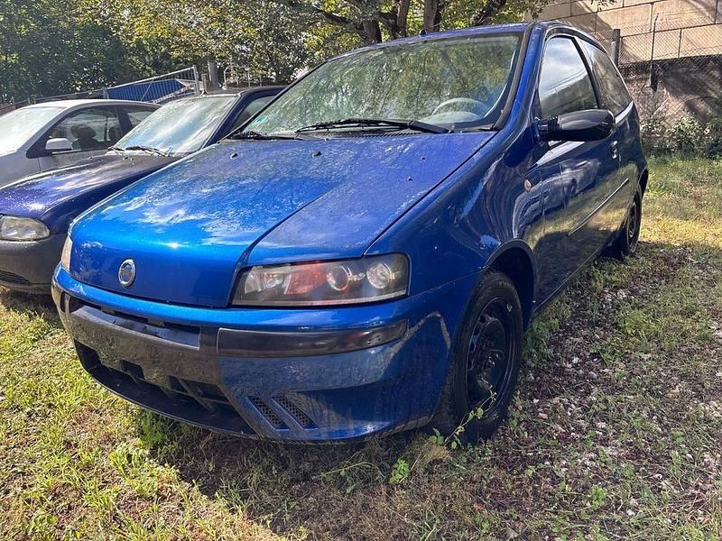 Gebraucht Fiat Punto Active 60 PS (44 kW) 2002 Blau Kleinwagen