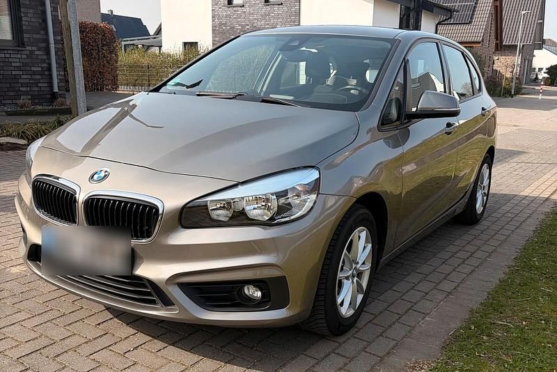 Gebraucht BMW 218 136 PS (100 kW) 2016 Silber Kombi