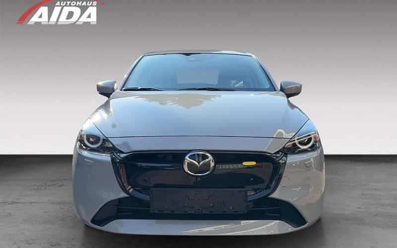 Ceramic white metallic Gebraucht 2024 Mazda 2 Exclusive-Line Limousine | 23.950 € (Teuer) - Bild 1/4
