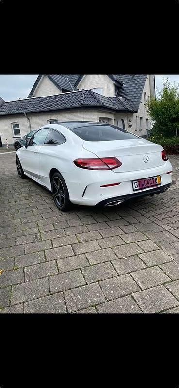 Gebraucht Mercedes C400 AMG 333 PS (244 kW) 2020 Weiß Coupé