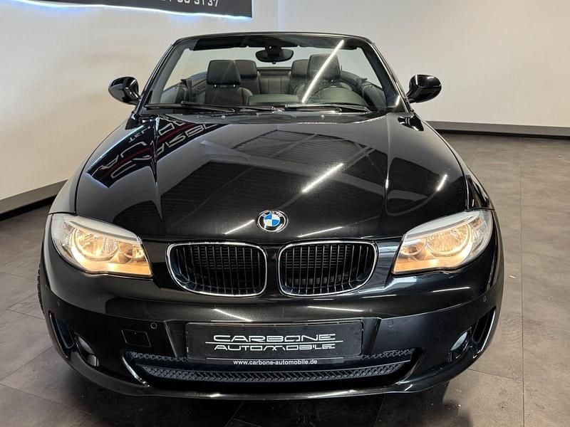 Gebraucht BMW 118 Cabriolet Advantage 143 PS (105 kW) 2011 Schwarz Cabrio