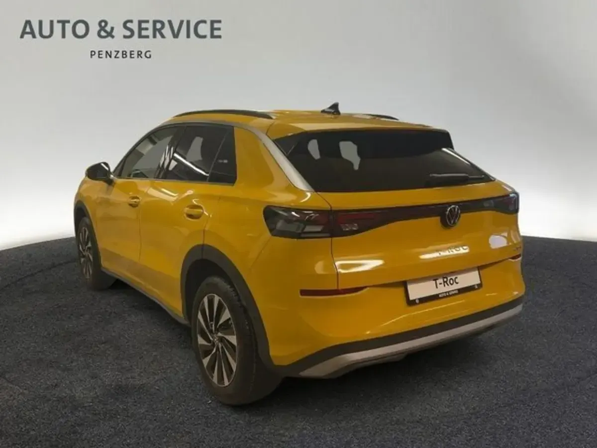 Neu VW T-Roc Life 116 PS (85 kW) 2026 Schwarz SUV