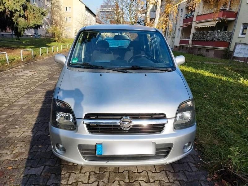 Grau Gebraucht 2004 Opel Agila Kleinwagen | 600 € (Guter Preis) - Bild 1/4