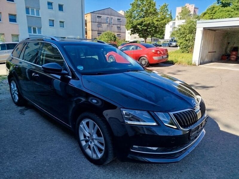 Schwarz Gebraucht 2019 Skoda Octavia Style Kombi | 16.800 € (Guter Preis) - Bild 1/4