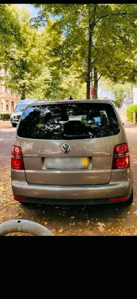 Gebraucht VW Touran 140 PS (102 kW) 2009 Gelb Van / Kleinbus