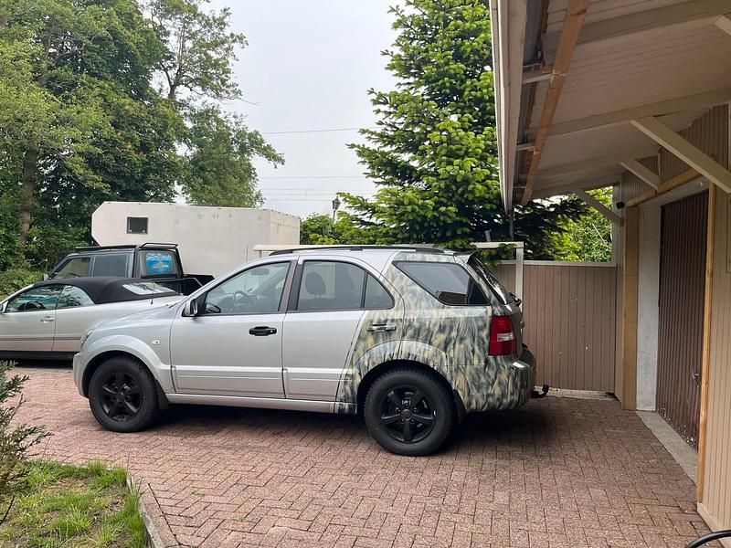 Silber Gebraucht 2007 Kia Sorento SUV | 4.990 € (Etwas zu teuer) - Bild 1/4