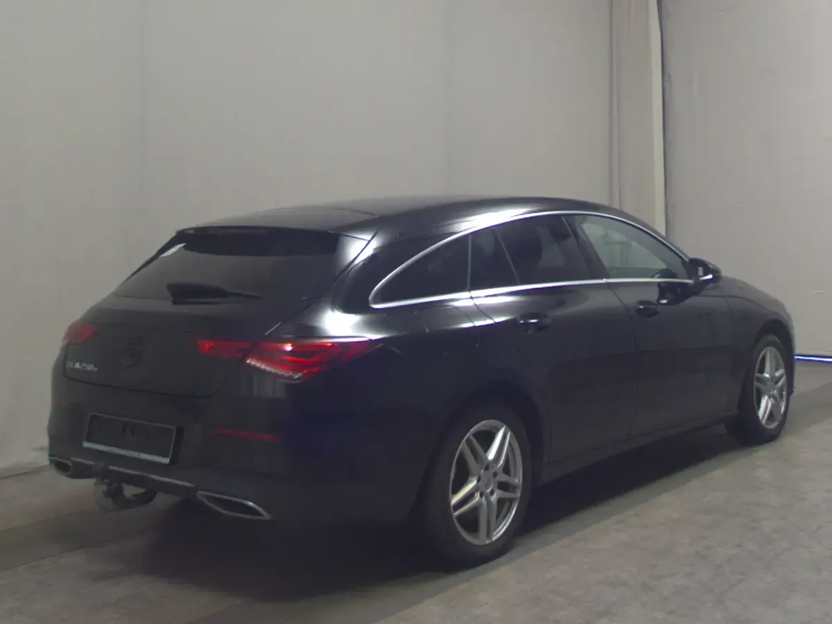 Gebraucht Mercedes CLA250e Progressive 218 PS (160 kW) 2022 Nachtschwarz unilack Coupé