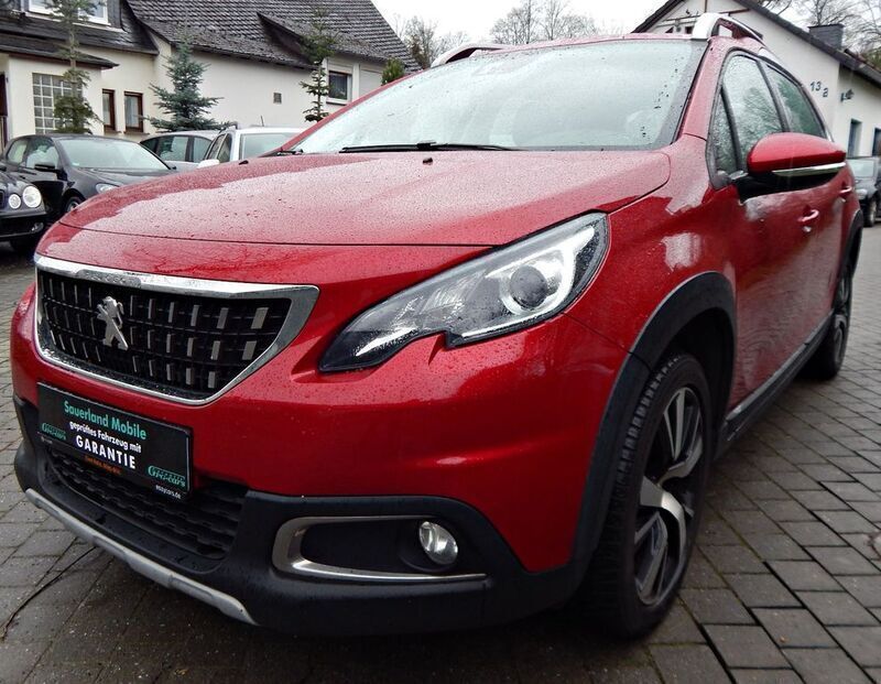 Rot Gebraucht 2017 Peugeot 2008 Active SUV | 7.990 € (Superpreis) - Bild 1/1
