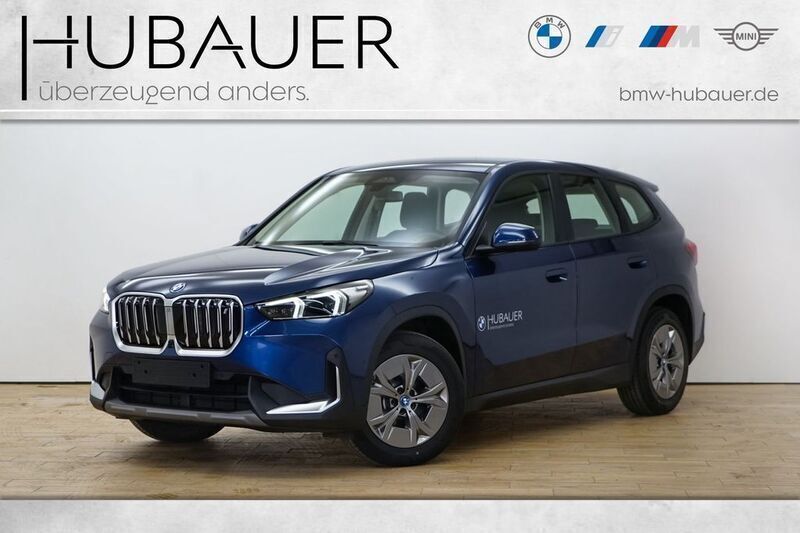 Blau Gebraucht 2023 BMW iX1 Performance SUV | 37.690 € (Superpreis) - Bild 1/4