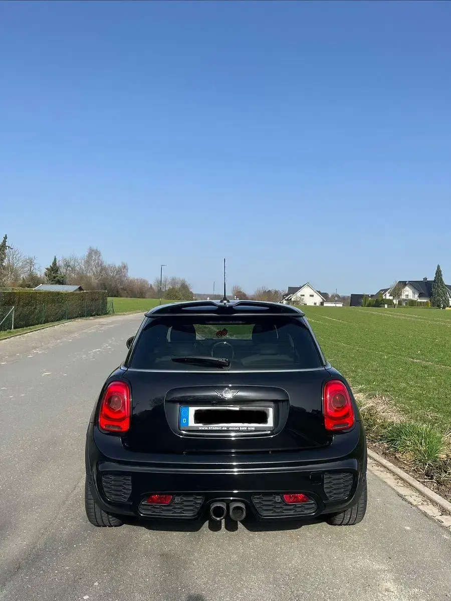 Gebraucht Mini John Cooper Works 231 PS (169 kW) 2015 Schwarz Kleinwagen