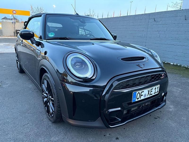 Schwarz Gebraucht 2024 Mini Cooper S Cabriolet Cabrio | 33.990 € (Fairer Preis) - Bild 1/4