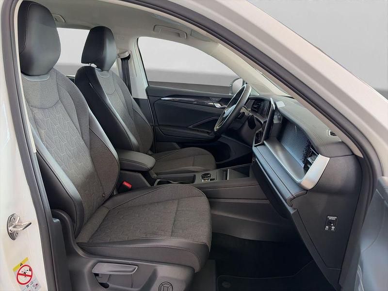 Gebraucht VW Tayron Life 150 PS (110 kW) 2025 Weiß SUV