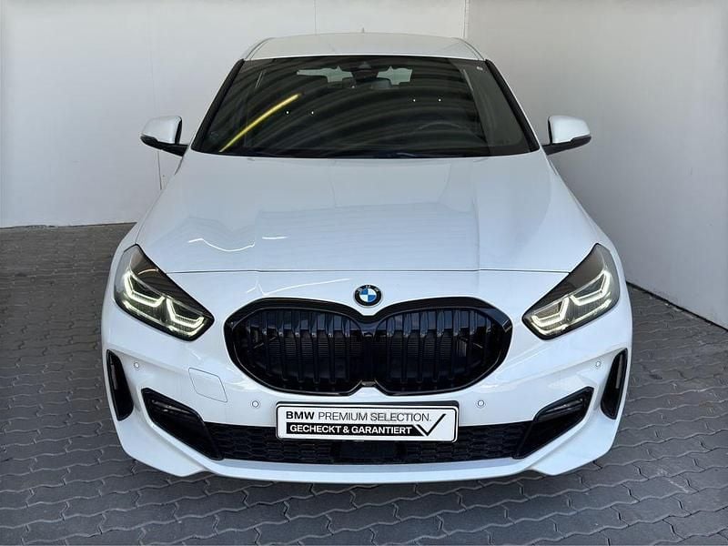 Weiß Gebraucht 2024 BMW 116 M Sport Kleinwagen | 27.890 € (Etwas zu teuer) - Bild 1/4