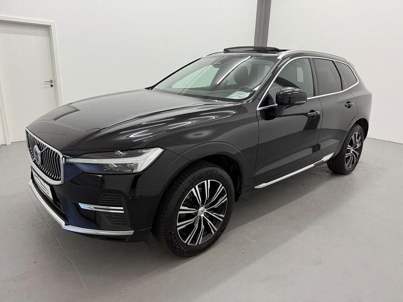 Schwarz Gebraucht 2022 Volvo XC60 Inscription SUV | 27.999 € (Superpreis) - Bild 1/4