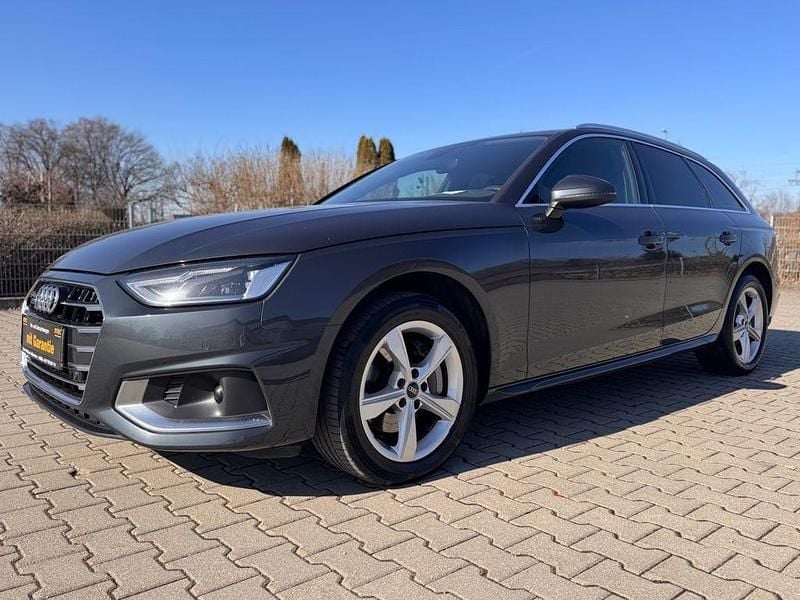 Grau Gebraucht 2021 Audi A4 Advanced Kombi | 18.999 € (Guter Preis) - Bild 1/4