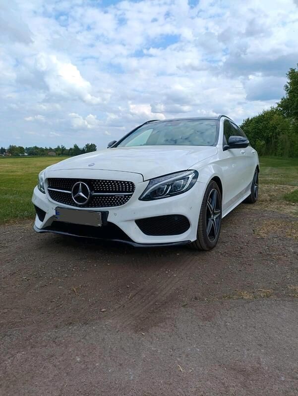 Weiß Gebraucht 2017 Mercedes C43 AMG AMG Kombi | 28.898 € (Fairer Preis) - Bild 1/4