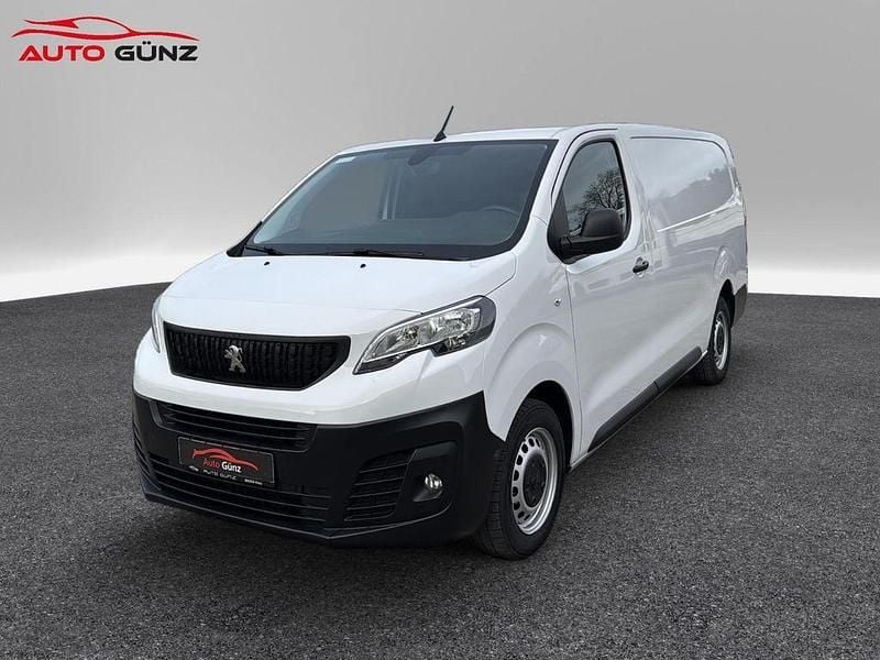 Gebraucht Peugeot Expert 144 PS (105 kW) 2023 Weiß Van