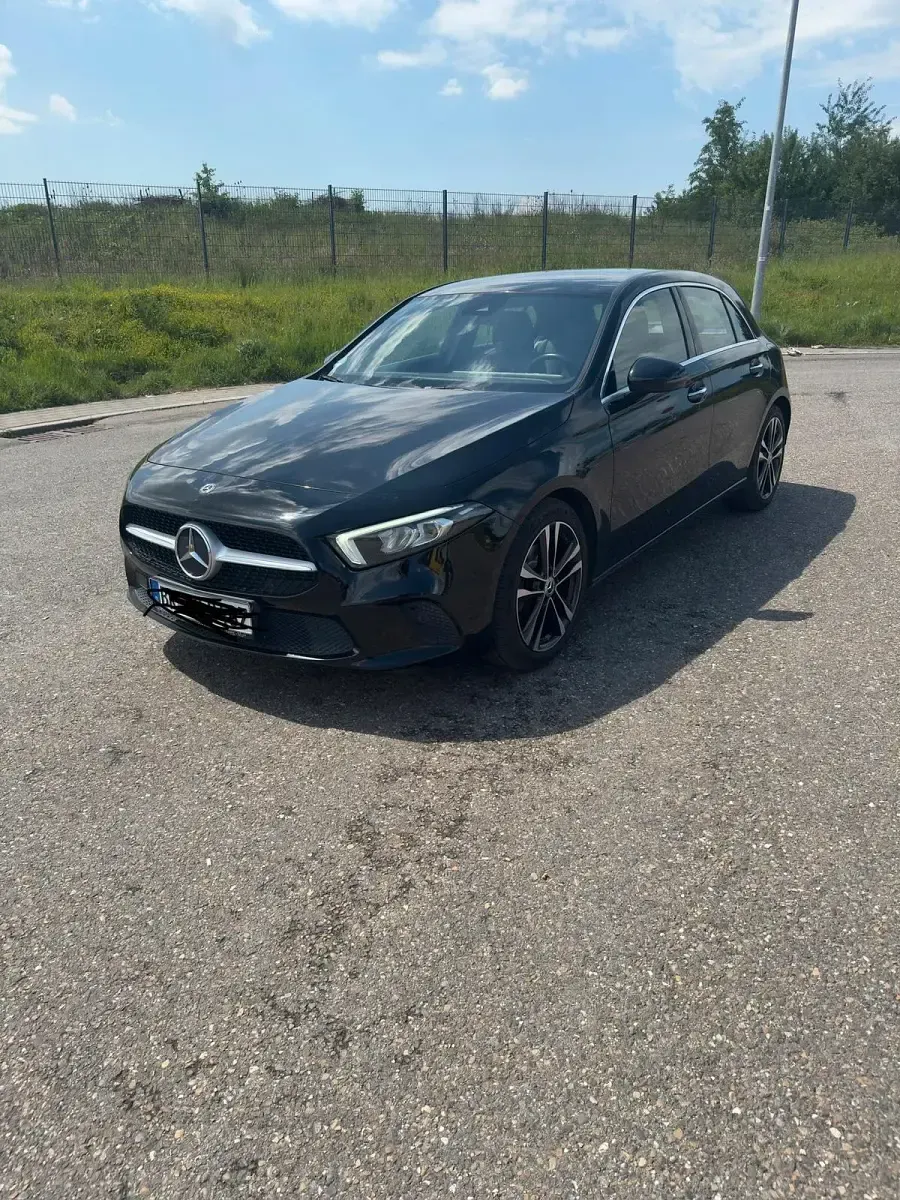 Gebraucht Mercedes A180 Progressive 136 PS (100 kW) 2019 Schwarz Limousine