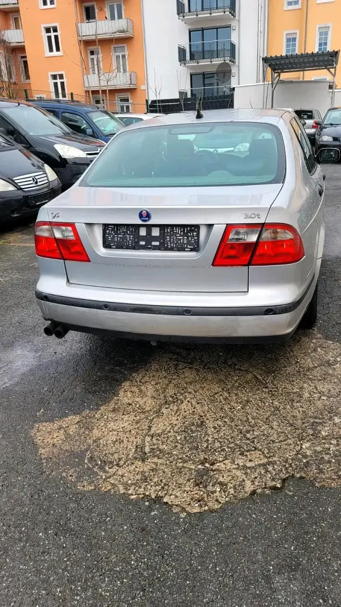 Usata Saab 9-5 200 CV (147 kW) 2002 Argento Berlina