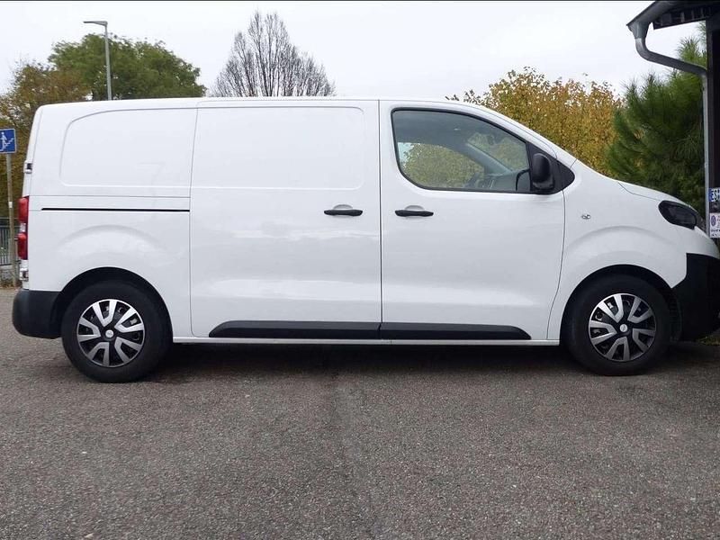 Gebraucht Peugeot Expert Premium 150 PS (110 kW) 2017 Van