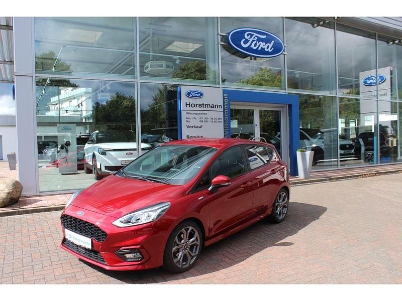 Rubyrot (metallic) Gebraucht 2020 Ford Fiesta ST-Line Kleinwagen | 16.950 € (Fairer Preis) - Bild 1/4