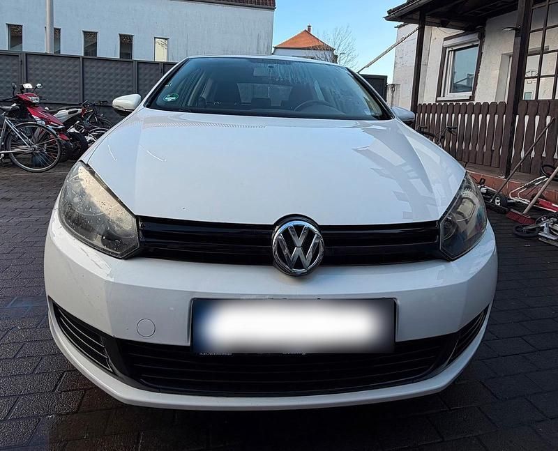 Gebraucht VW Golf 86 PS (63 kW) 2011 Weiß Coupé