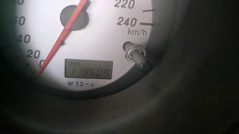 Gebraucht Toyota MR2 140 PS (102 kW) 2000 Silber Cabrio