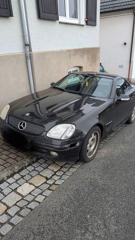 Gebraucht Mercedes SLK200 163 PS (119 kW) 2000 Schwarz Cabrio