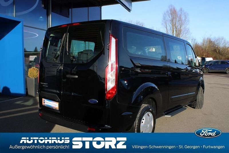 Gebraucht Ford Transit Custom Trend 150 PS (110 kW) 2022 Obsidianschwarz Kombi