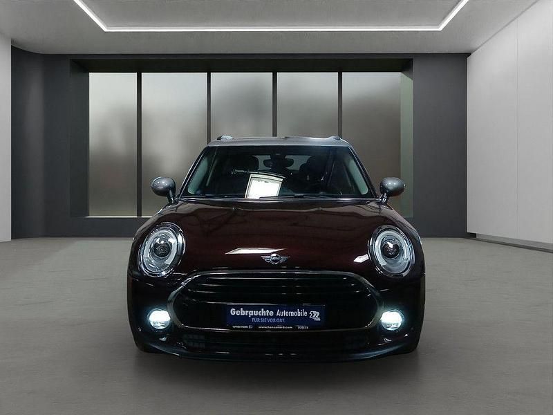 Gebraucht Mini Cooper Clubman 136 PS (100 kW) 2016 Rot / pure burgundy (metallic) Kombi