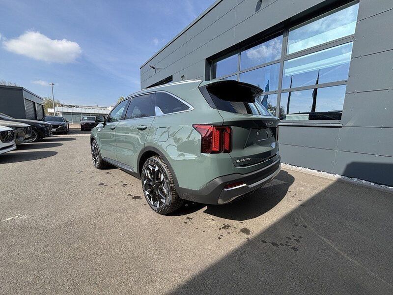 Gebraucht Kia Sorento Platinum 194 PS (142 kW) 2025 City scape green metallic SUV