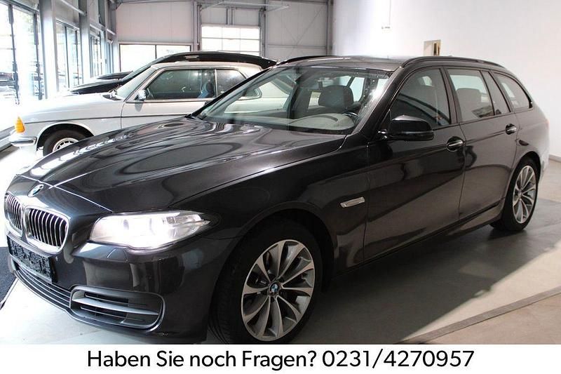 Grau Gebraucht 2016 BMW 530 Shadowline Limousine | 20.490 € (Guter Preis) - Bild 1/4